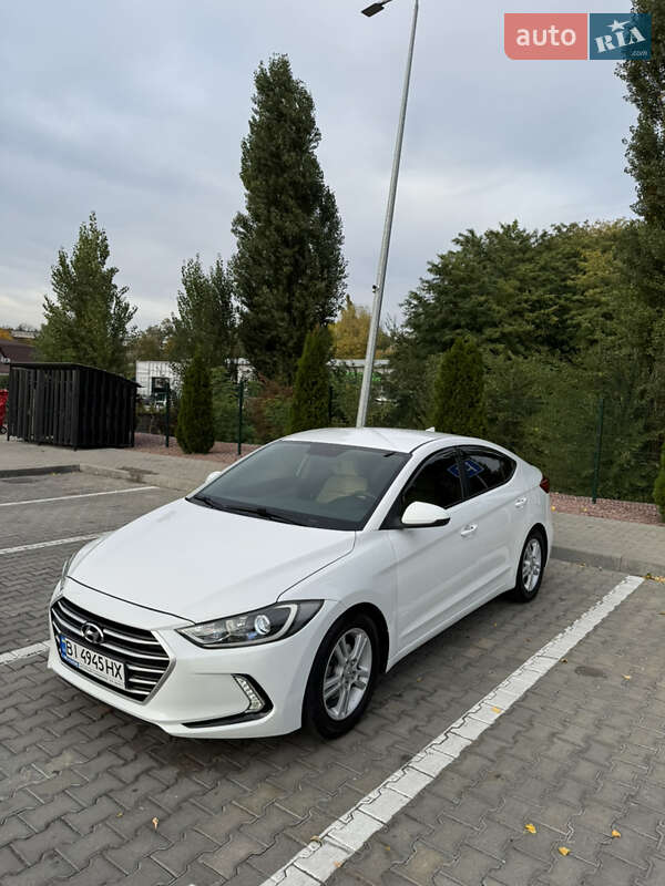 Седан Hyundai Elantra 2018 в Кременчуге