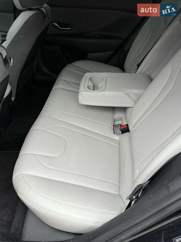 Седан Hyundai Elantra 2020 в Киеве фото 29 Седан Hyundai Elantra 2020 в Киеве