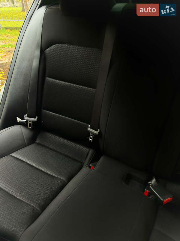 Седан Hyundai Elantra 2018 в Києві фото 12 Седан Hyundai Elantra 2018 в Києві