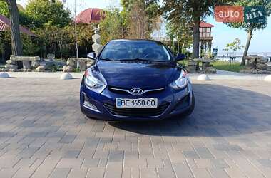 Седан Hyundai Elantra 2013 в 