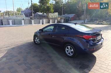 Седан Hyundai Elantra 2013 в 
