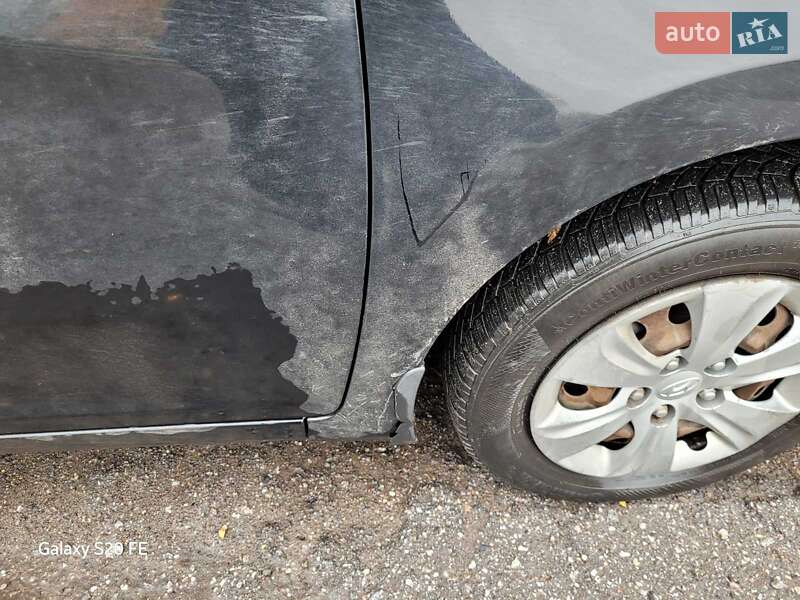 Седан Hyundai Elantra 2011 в Бурыни фото 5 Седан Hyundai Elantra 2011 в Бурыни