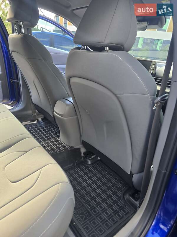 Седан Hyundai Elantra 2023 в Киеве