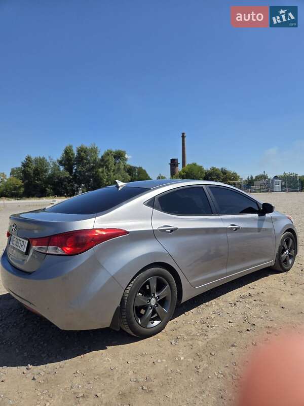 Седан Hyundai Elantra 2013 в Днепре фото 2 Седан Hyundai Elantra 2013 в Днепре