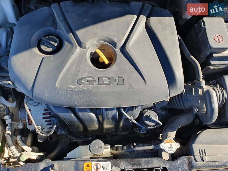 Купе Hyundai Elantra 2014 в Киеве фото 12 Купе Hyundai Elantra 2014 в Киеве