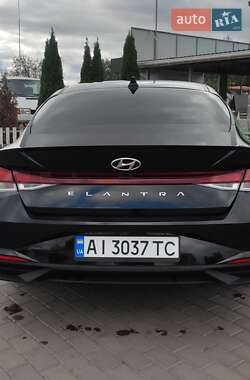 Седан Hyundai Elantra 2020 в 