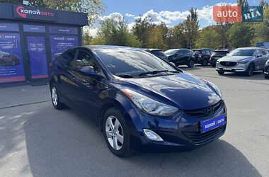 Седан Hyundai Elantra 2013 в 