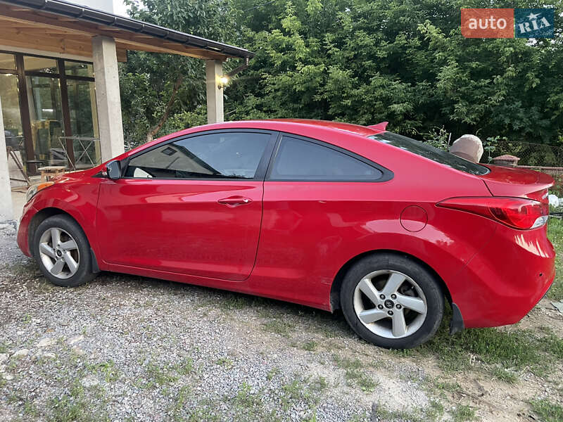 Купе Hyundai Elantra 2012 в Киеве