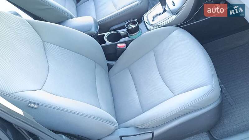 Седан Hyundai Elantra 2013 в Виннице