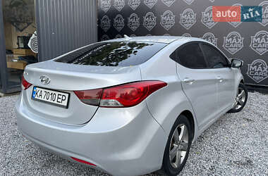 Седан Hyundai Elantra 2011 в 