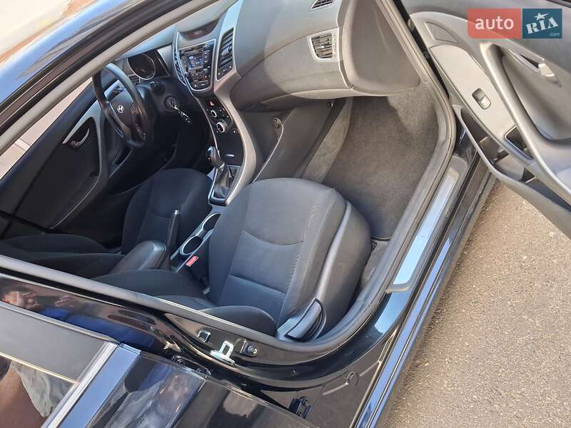 Седан Hyundai Elantra 2014 в Одессе