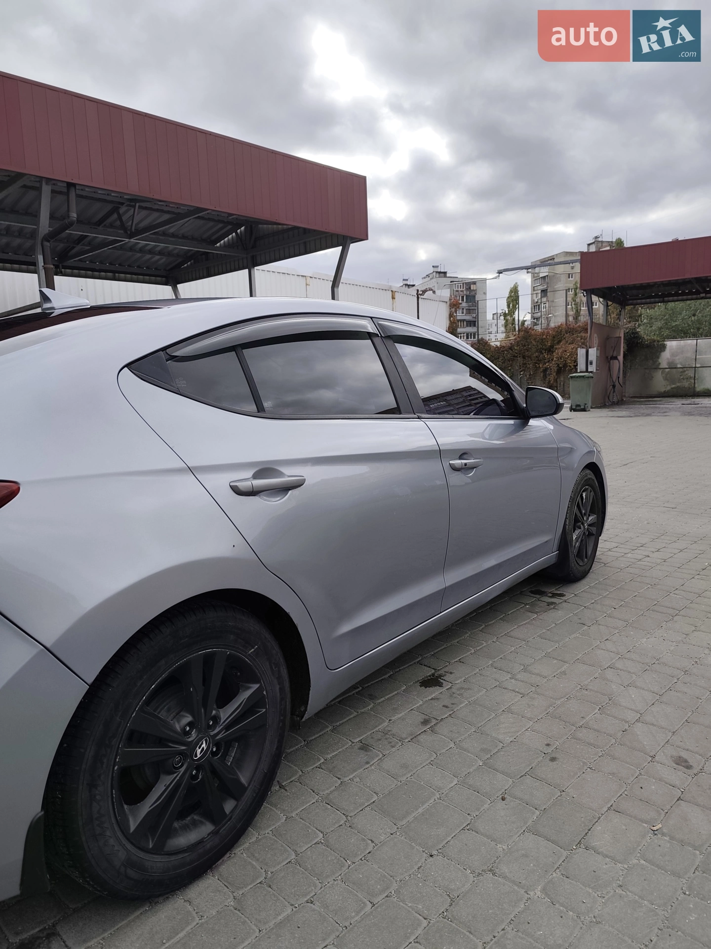 2016 Hyundai Elantra - мініатюра 16