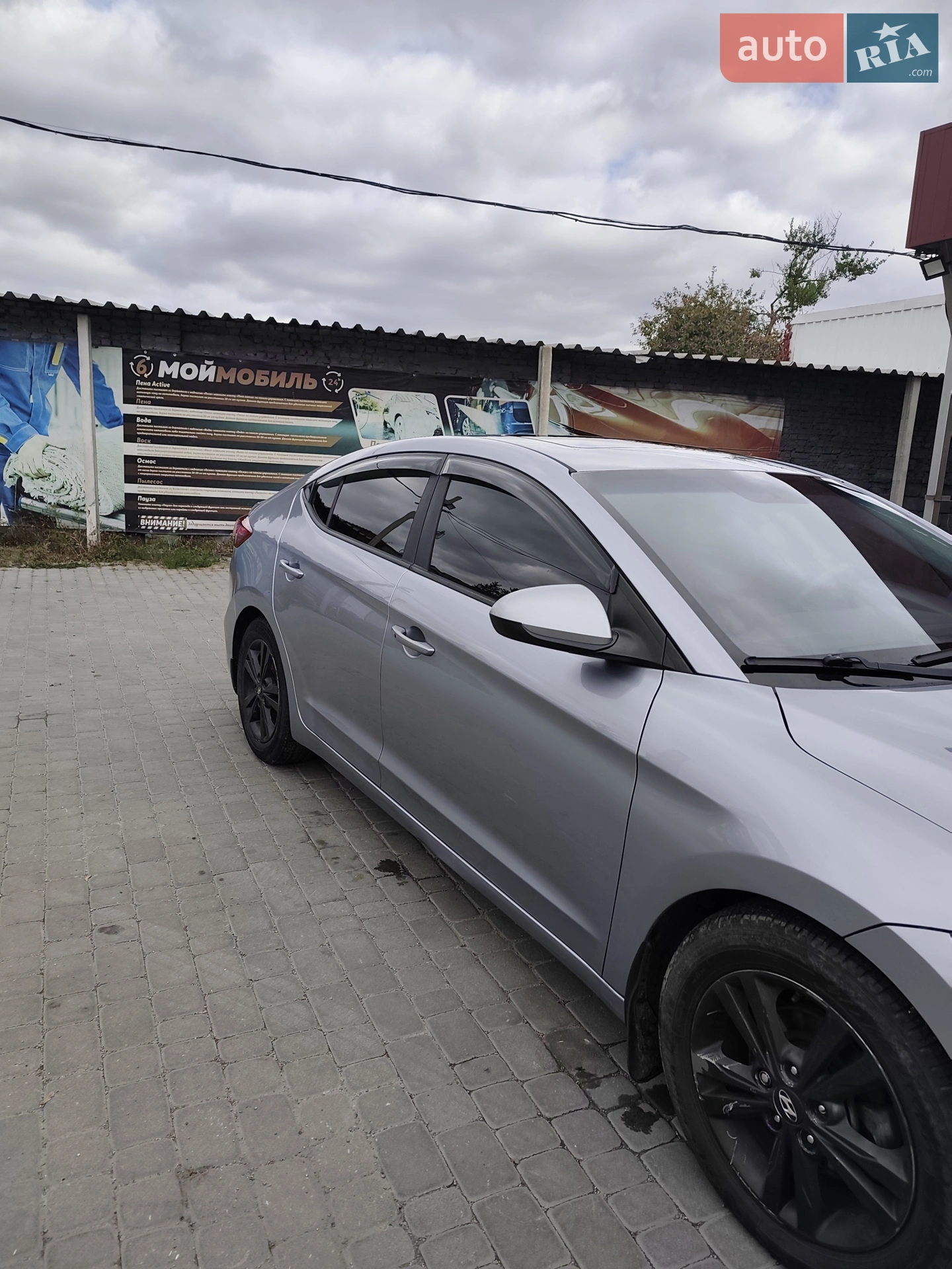 2016 Hyundai Elantra - мініатюра 20