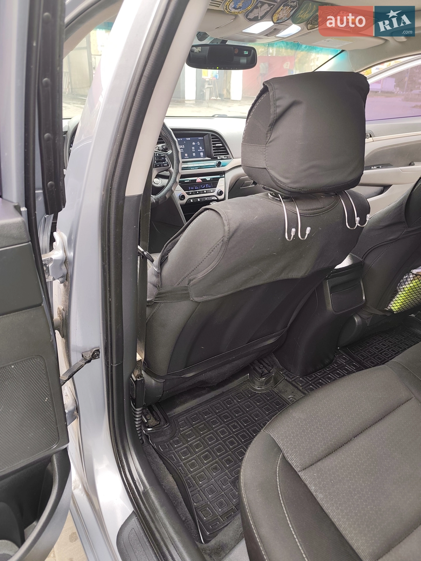 2016 Hyundai Elantra - мініатюра 29