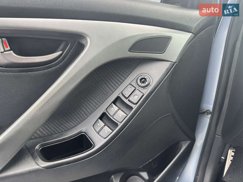 Седан Hyundai Elantra 2012 в Одесі фото 11 Седан Hyundai Elantra 2012 в Одесі