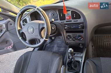 Седан Hyundai Elantra 2010 в 