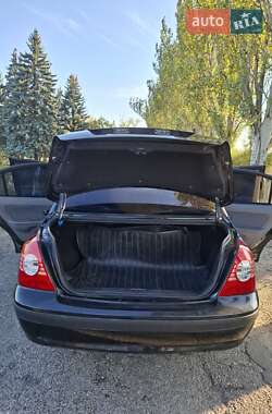 Седан Hyundai Elantra 2010 в 