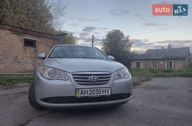 Седан Hyundai Elantra 2011 в 