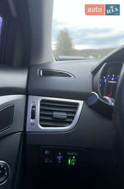 Седан Hyundai Elantra 2012 в 