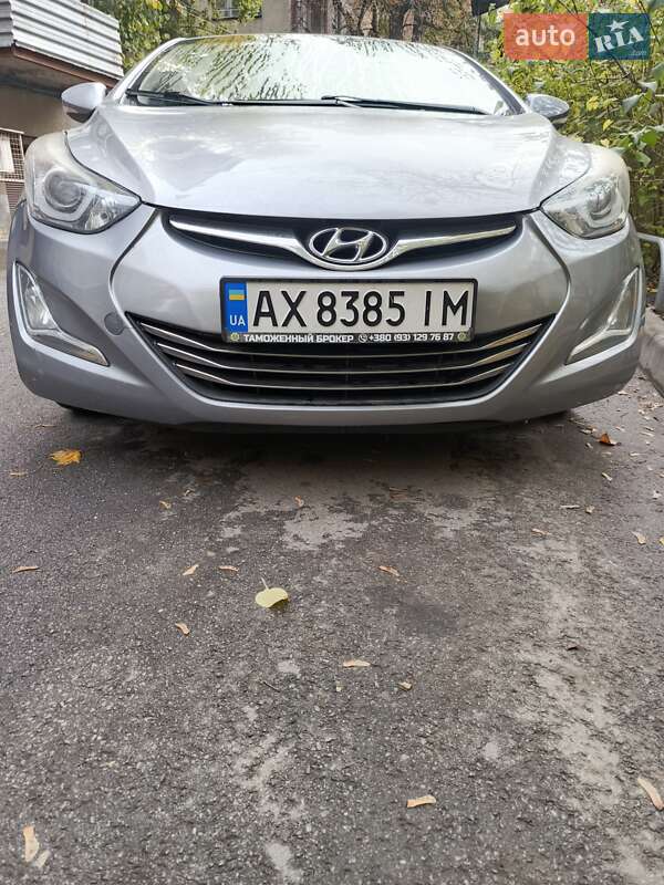 Седан Hyundai Elantra 2014 в Харькове