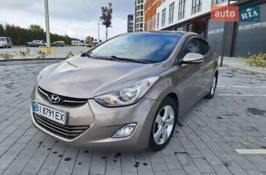 Седан Hyundai Elantra 2012 в Городке