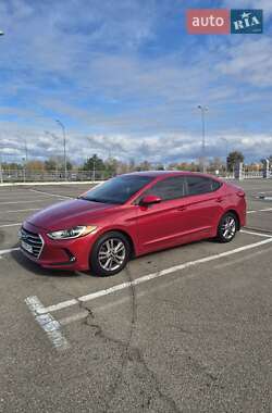 Седан Hyundai Elantra 2017 в 