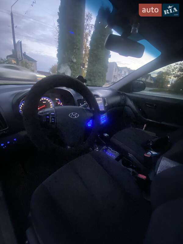 Седан Hyundai Elantra 2007 в Ивано-Франковске