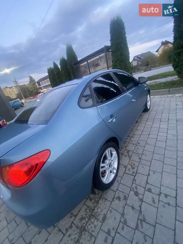 Седан Hyundai Elantra 2007 в Ивано-Франковске