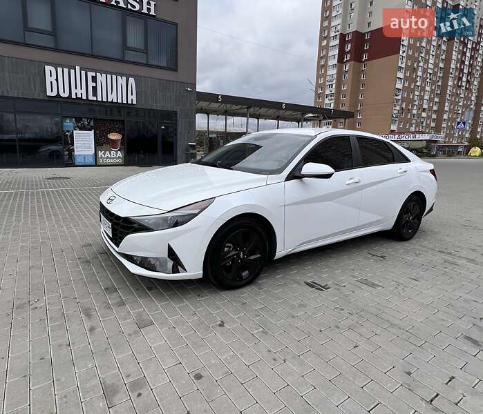 Седан Hyundai Elantra 2020 в Киеве