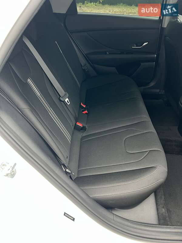 Седан Hyundai Elantra 2020 в Киеве