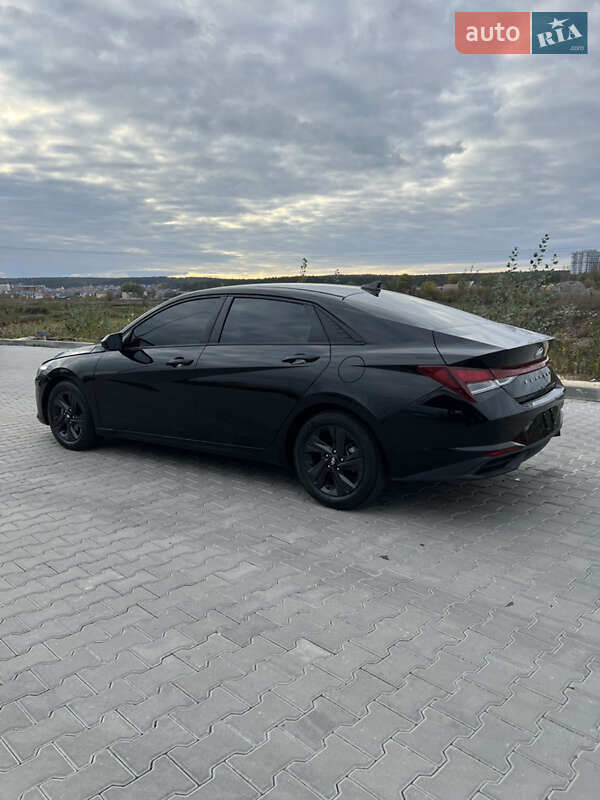 Седан Hyundai Elantra 2021 в Ірпені