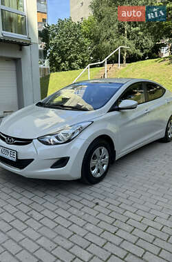Седан Hyundai Elantra 2013 в Луцьку