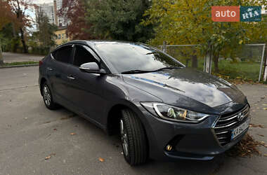 Hyundai Elantra 2017