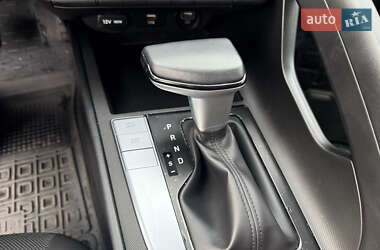 Седан Hyundai Elantra 2022 в 