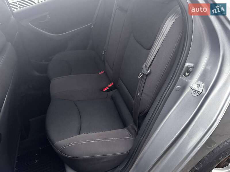 Седан Hyundai Elantra 2011 в Одессе фото 13 Седан Hyundai Elantra 2011 в Одессе