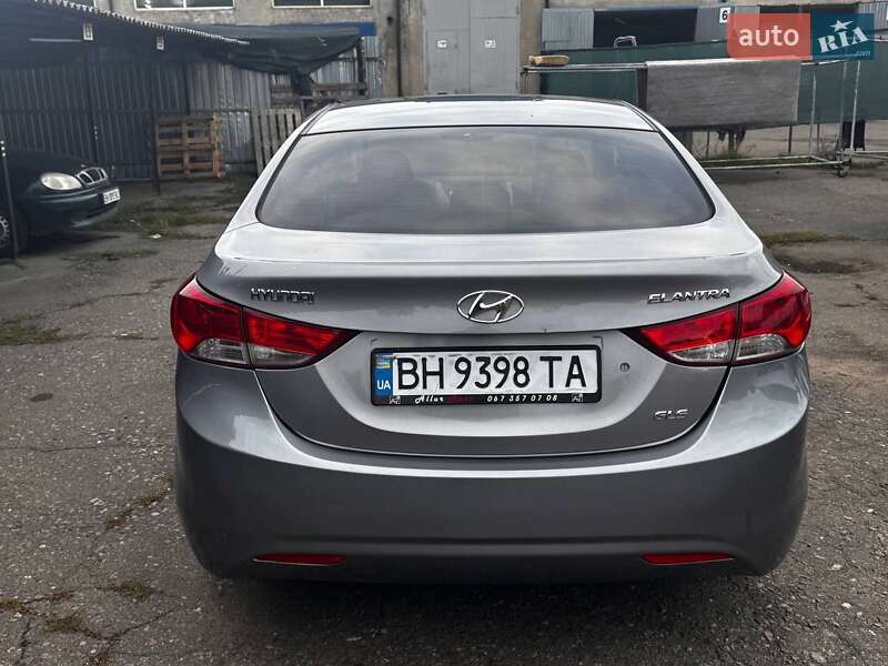 Седан Hyundai Elantra 2011 в Одессе фото 5 Седан Hyundai Elantra 2011 в Одессе