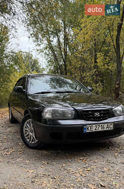 Седан Hyundai Elantra 2001 в Днепре