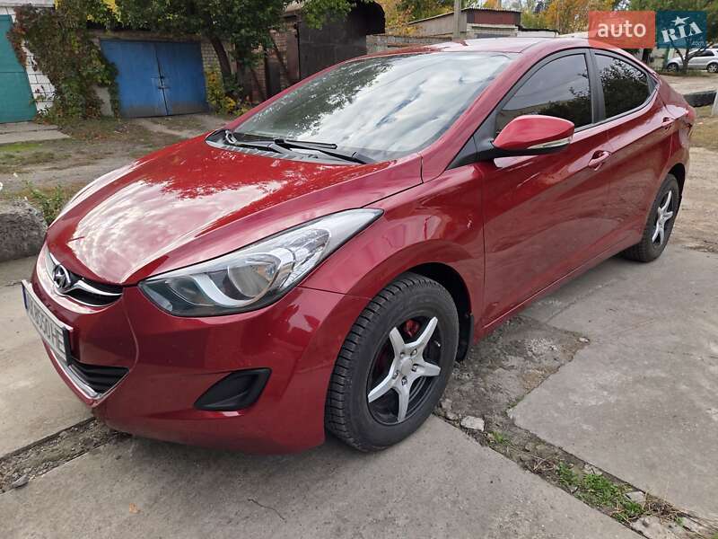 Седан Hyundai Elantra 2011 в 