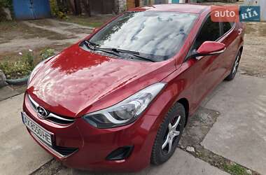 Седан Hyundai Elantra 2011 в 
