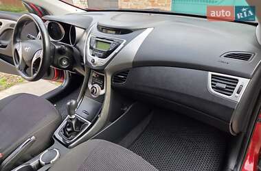 Седан Hyundai Elantra 2011 в 