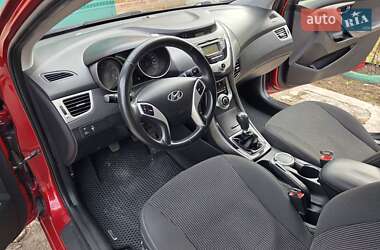 Седан Hyundai Elantra 2011 в 