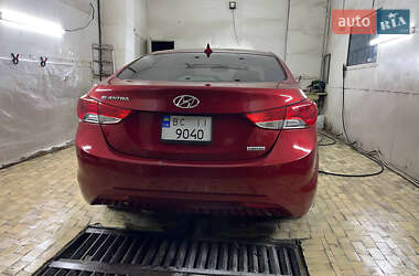 Седан Hyundai Elantra 2012 в 