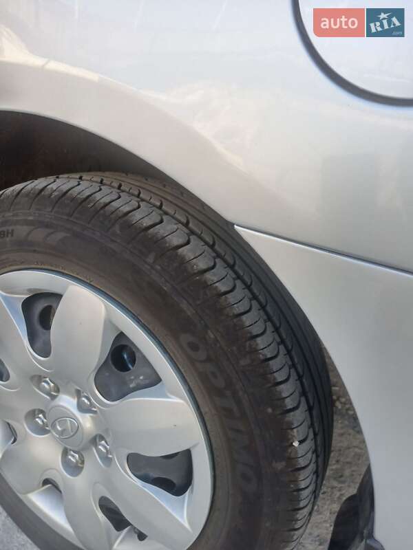 Седан Hyundai Elantra 2010 в Кам'янському фото 16 Седан Hyundai Elantra 2010 в Кам'янському