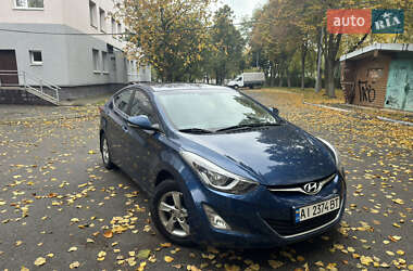 Седан Hyundai Elantra 2015 в 