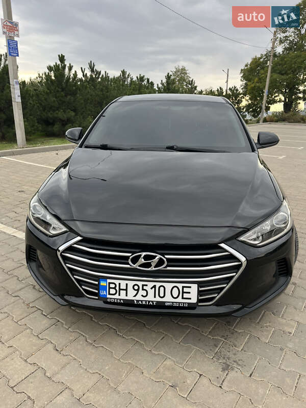 Седан Hyundai Elantra 2018 в Одессе фото Седан Hyundai Elantra 2018 в Одессе