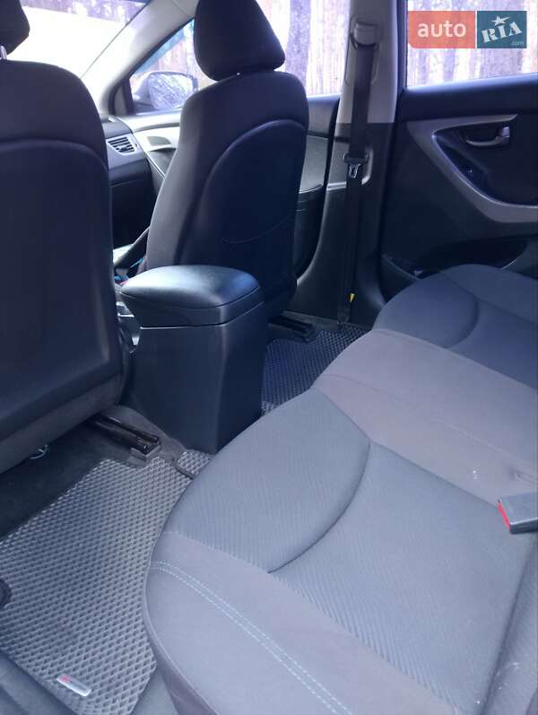 Седан Hyundai Elantra 2012 в Ирпене фото 20 Седан Hyundai Elantra 2012 в Ирпене