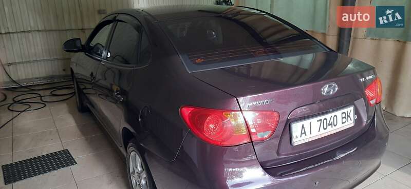 Седан Hyundai Elantra 2008 в Василькове