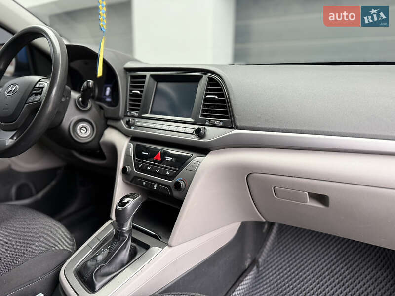 Седан Hyundai Elantra 2017 в Тернополе фото 27 Седан Hyundai Elantra 2017 в Тернополе