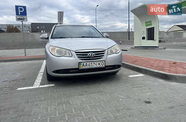 Седан Hyundai Elantra 2011 в Києві