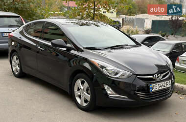 Седан Hyundai Elantra 2013 в Дніпрі
